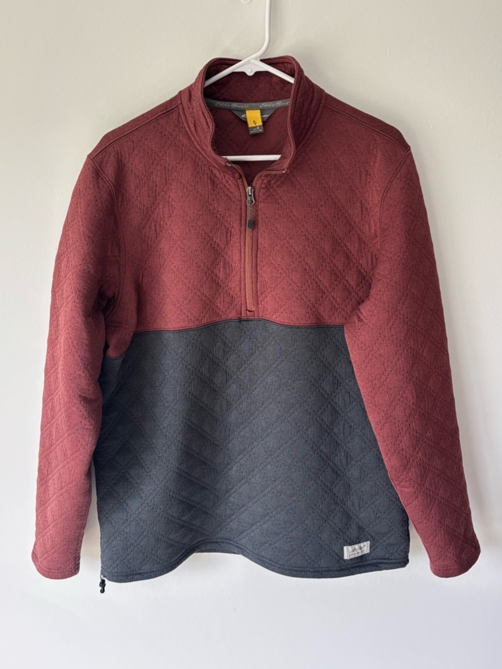 Eddie Bauer Quilted 1/4 Zip Pullover Sweatshirt Red Gray Outdoor Activewear